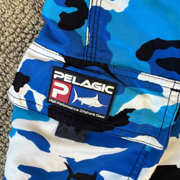 Pelagic Fish Camo Board Swim Shorts US Men's 34 - Picture 5 of 6